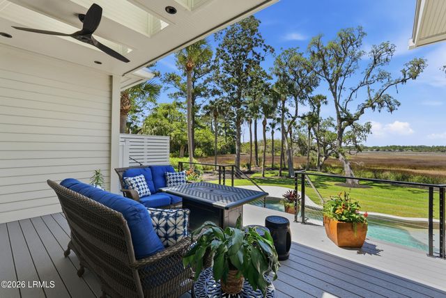 7 Peninsula Drive, Hilton Head Island, SC 29926