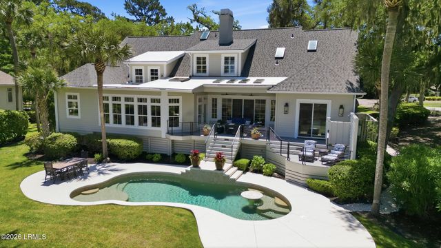 7 Peninsula Drive, Hilton Head Island, SC 29926