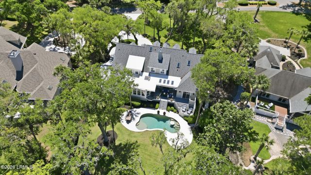 7 Peninsula Drive, Hilton Head Island, SC 29926
