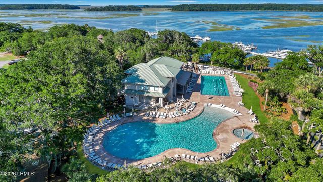 7 Peninsula Drive, Hilton Head Island, SC 29926