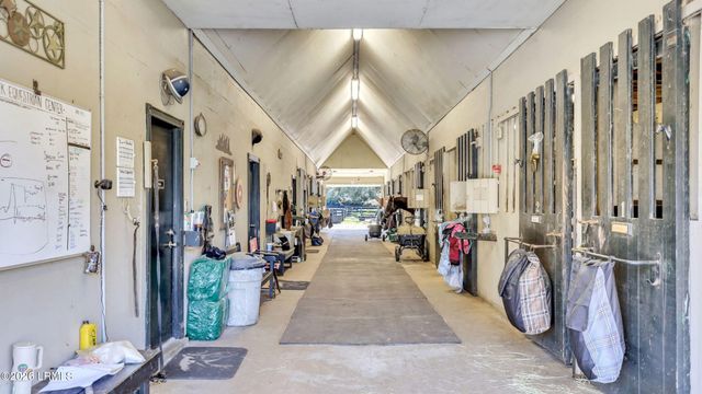 7 Peninsula Drive, Hilton Head Island, SC 29926