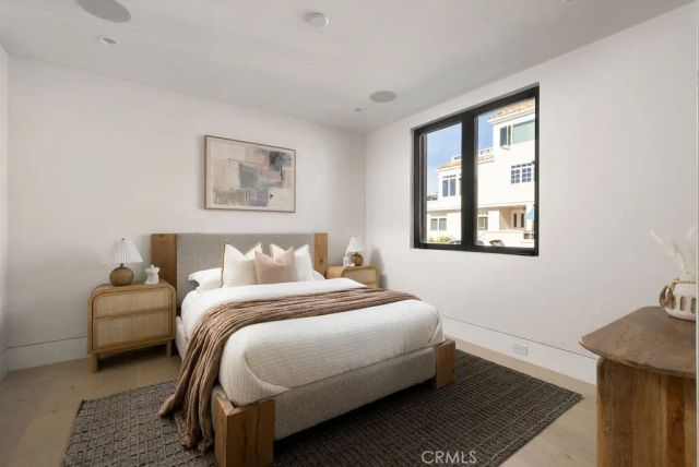 2501 Seaview Avenue, Corona Del Mar, CA 92625