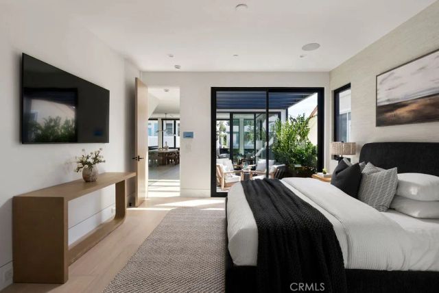 2501 Seaview Avenue, Corona Del Mar, CA 92625