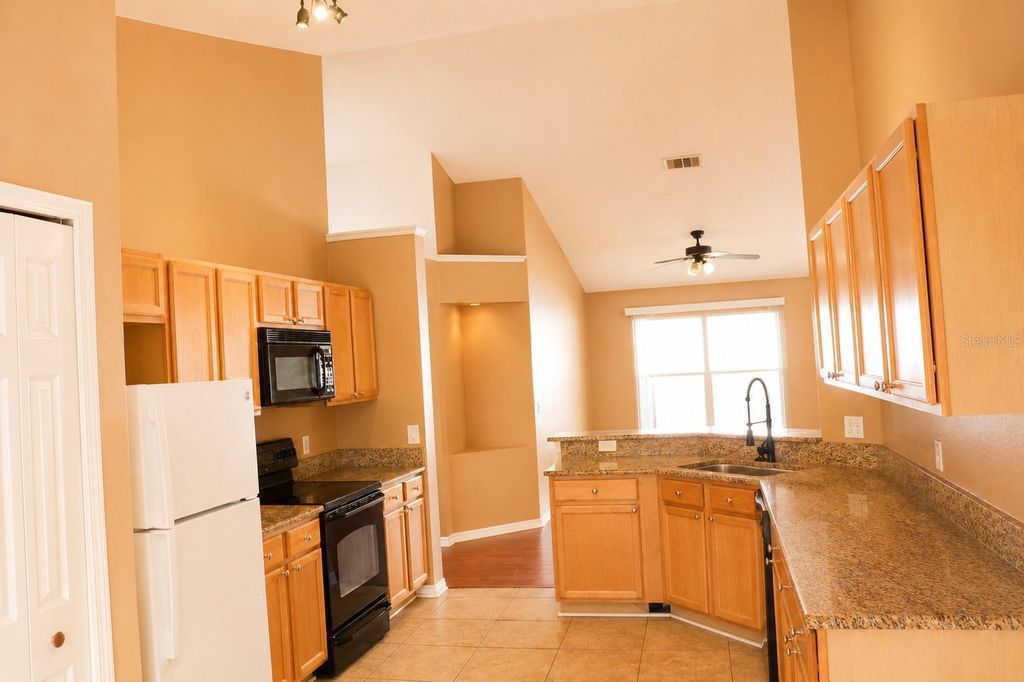 Image 16 of property listing at 145 THORNBURY DRIVE, Kissimmee, FL 34744