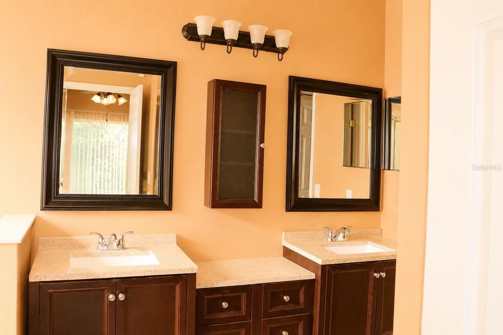 Image 28 of property listing at 145 THORNBURY DRIVE, Kissimmee, FL 34744