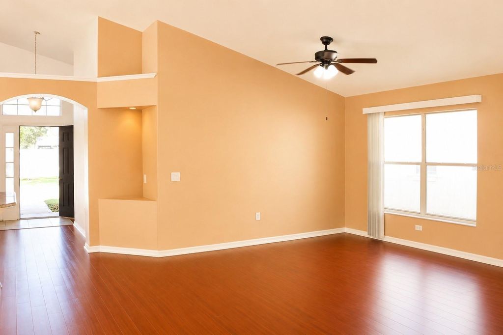 Image 4 of property listing at 145 THORNBURY DRIVE, Kissimmee, FL 34744