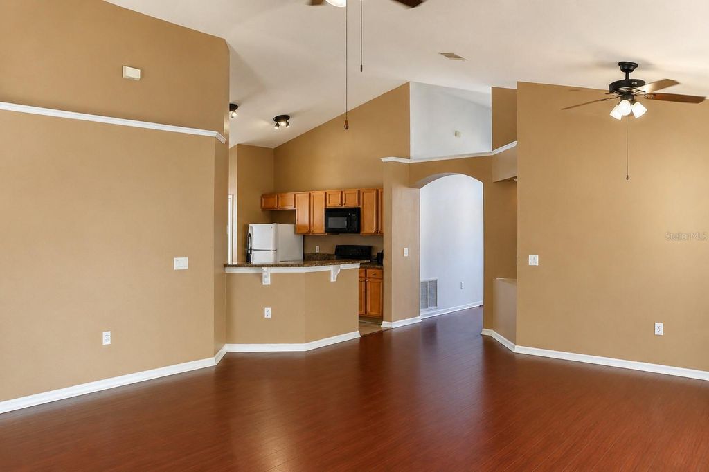 Image 7 of property listing at 145 THORNBURY DRIVE, Kissimmee, FL 34744