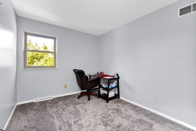 3471 Treehouse Lane, Canal Winchester, OH 43110