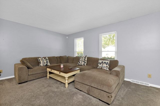 3471 Treehouse Lane, Canal Winchester, OH 43110