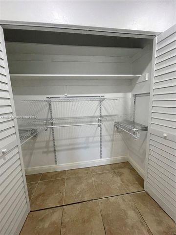 8607 SW 68th Ct 26, Pinecrest, FL 33156