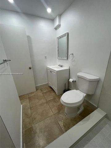 8607 SW 68th Ct 26, Pinecrest, FL 33156