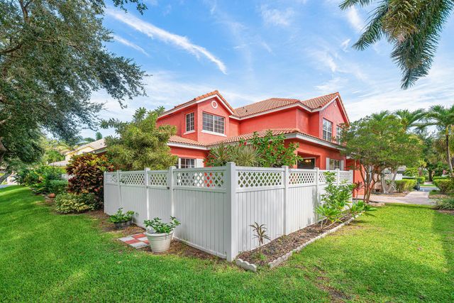 5548 Boynton Gardens Drive, Boynton Beach, FL 33437