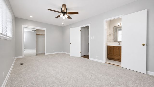 9348 S Michigan Avenue, Chicago, IL 60619