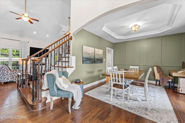 901 Crown Ridge Lane, Powell, TN 37849