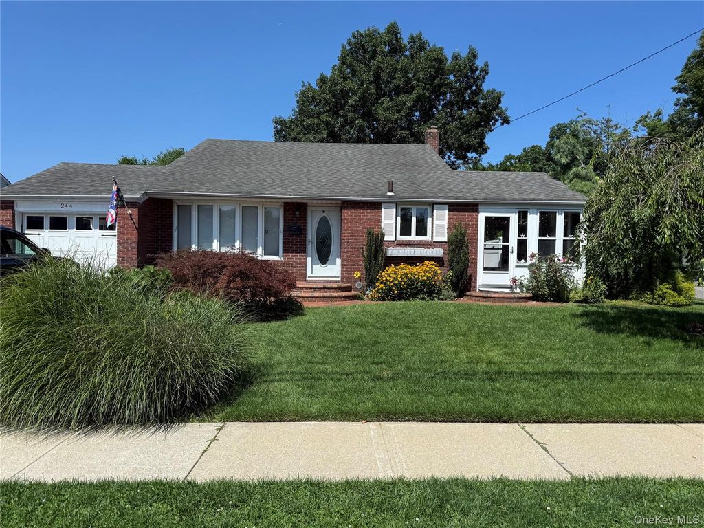 244 Ocean Avenue, Massapequa Park, NY 11762 — exterior