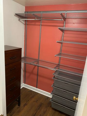 3550 N Lake Shore Drive 924, Chicago, IL 60657