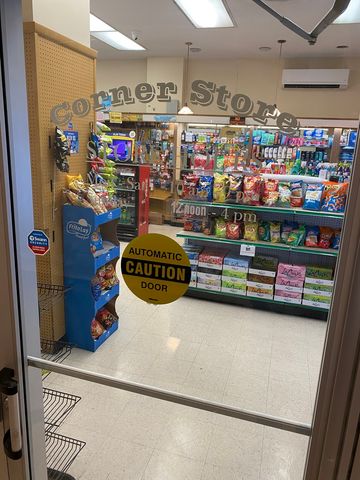 3550 N Lake Shore Drive 924, Chicago, IL 60657