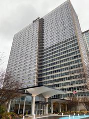 3550 N Lake Shore Drive 924, Chicago, IL 60657