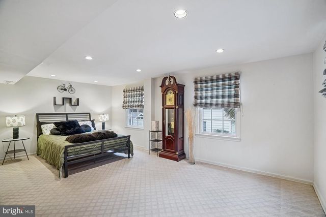 11509 FARMLAND DR, North Bethesda, MD 20852