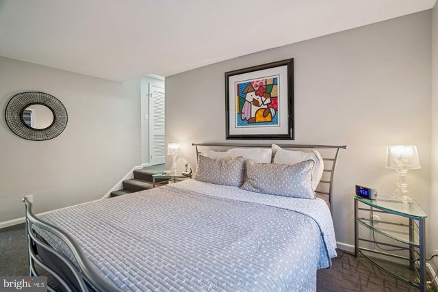 11509 FARMLAND DR, North Bethesda, MD 20852