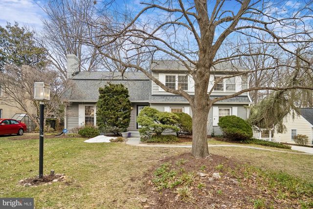 11509 FARMLAND DR, North Bethesda, MD 20852