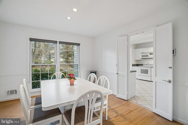 11509 FARMLAND DR, North Bethesda, MD 20852