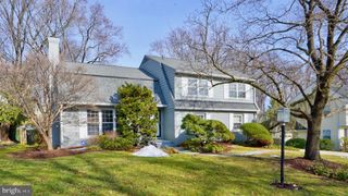 11509 FARMLAND DR, North Bethesda, MD 20852