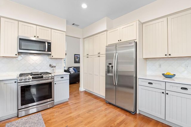 2957 Prado Ln, Davis, CA 95618