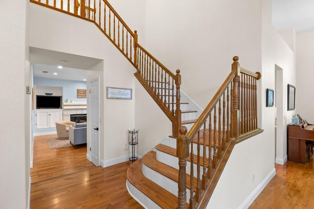 2957 Prado Ln, Davis, CA 95618