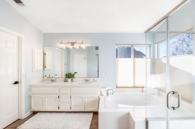 2957 Prado Ln, Davis, CA 95618