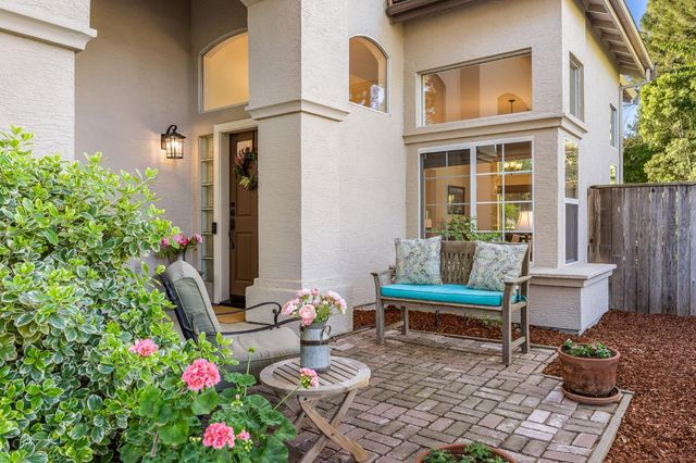 2957 Prado Ln, Davis, CA 95618