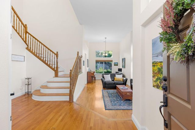 2957 Prado Ln, Davis, CA 95618