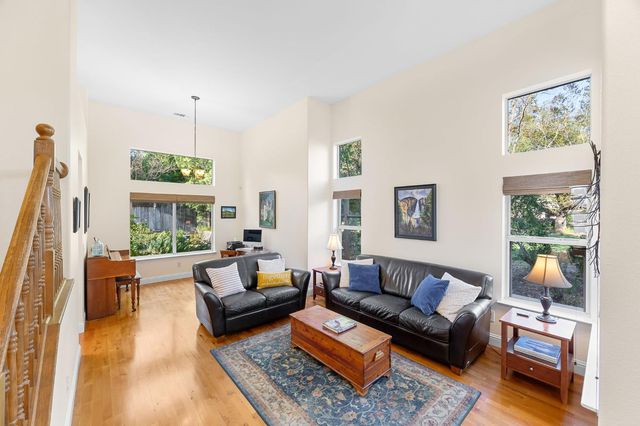 2957 Prado Ln, Davis, CA 95618