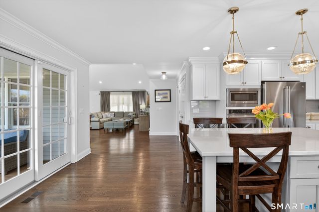 12 Howe Place, Milford, CT 06460