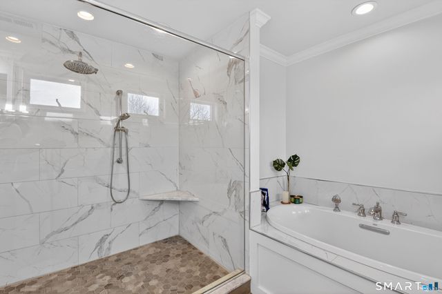 12 Howe Place, Milford, CT 06460