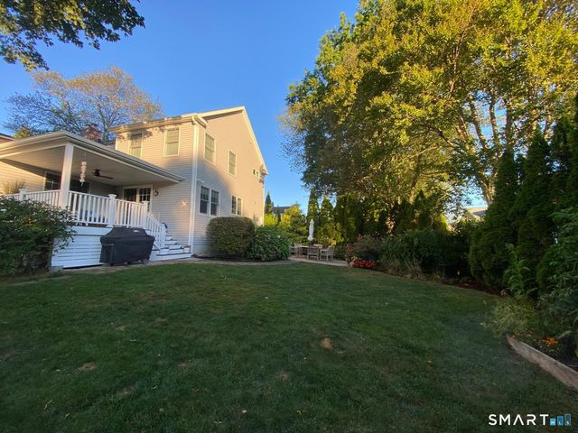 12 Howe Place, Milford, CT 06460