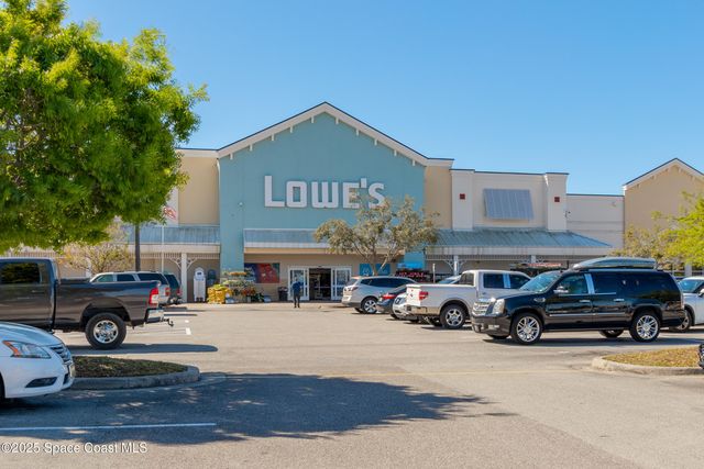 511 Trumpet Street SW, Palm Bay, FL 32908