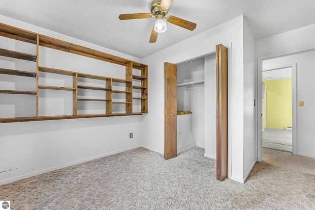 412 Wilcox Parkway, Clare, MI 48617