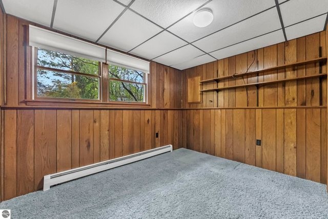 412 Wilcox Parkway, Clare, MI 48617