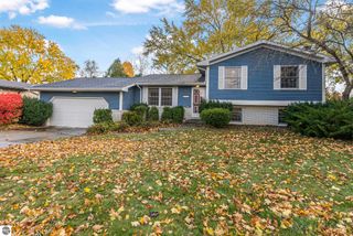 412 Wilcox Parkway, Clare, MI 48617