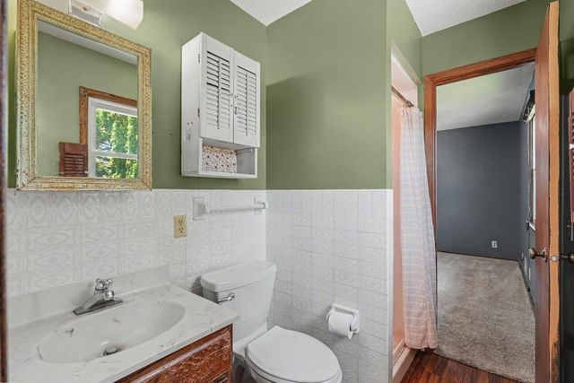2480 14th Avenue E, North Saint Paul, MN 55109