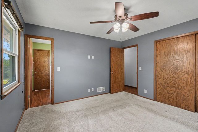 2480 14th Avenue E, North Saint Paul, MN 55109