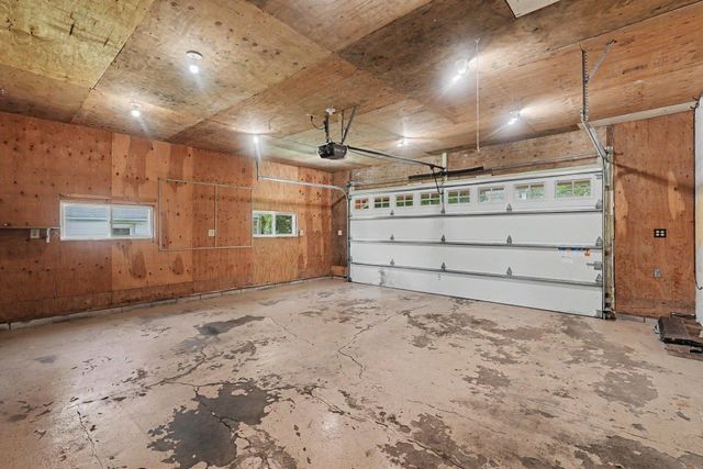 2480 14th Avenue E, North Saint Paul, MN 55109