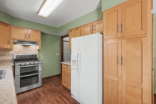 2480 14th Avenue E, North Saint Paul, MN 55109