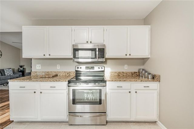 201 Rivermeade Drive, Archdale, NC 27263