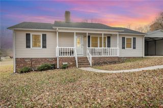 201 Rivermeade Drive, Archdale, NC 27263