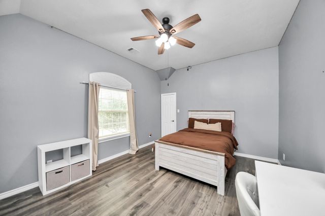 3421 Brentwood Lane, Pearland, TX 77581