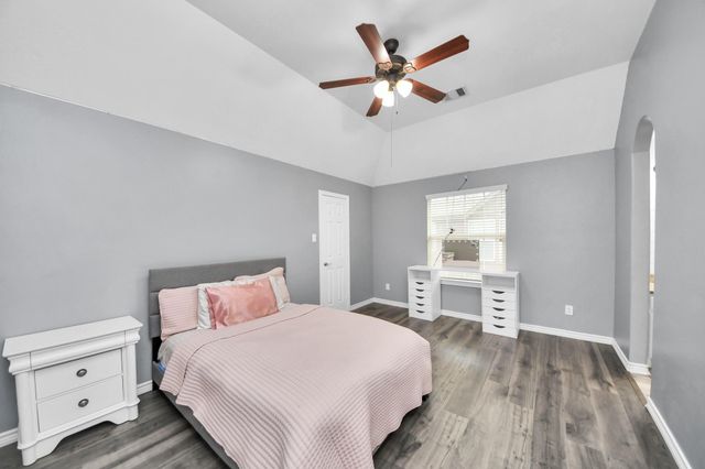 3421 Brentwood Lane, Pearland, TX 77581