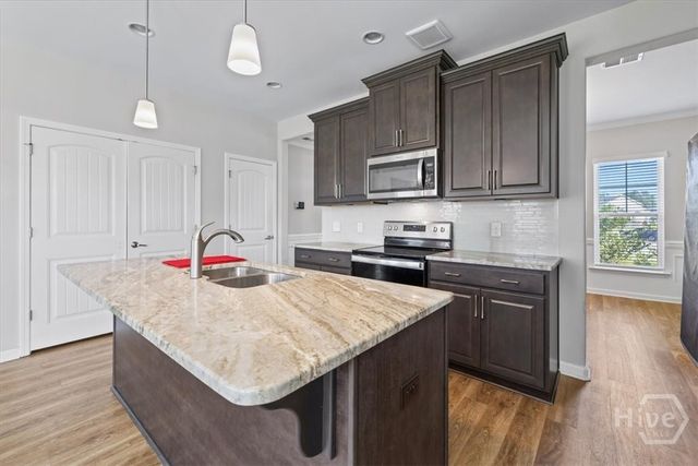 8 Chimney Court, Port Wentworth, GA 31407