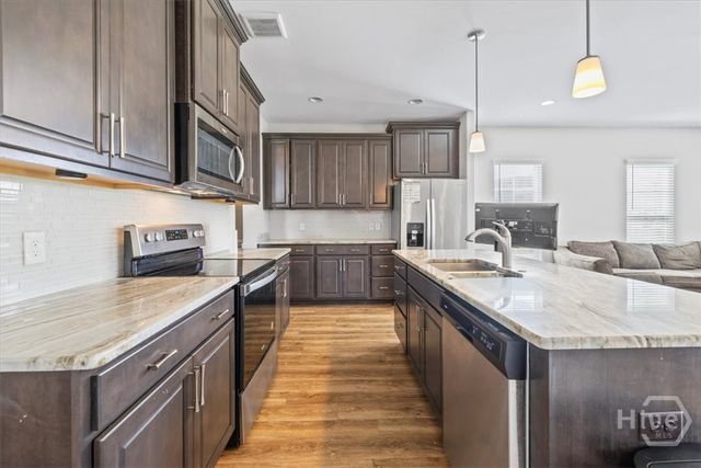 8 Chimney Court, Port Wentworth, GA 31407